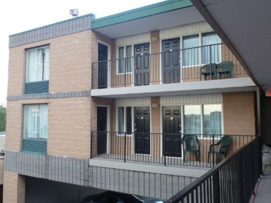 Victoria Motor Inn Ниагара-Фолс Экстерьер фото